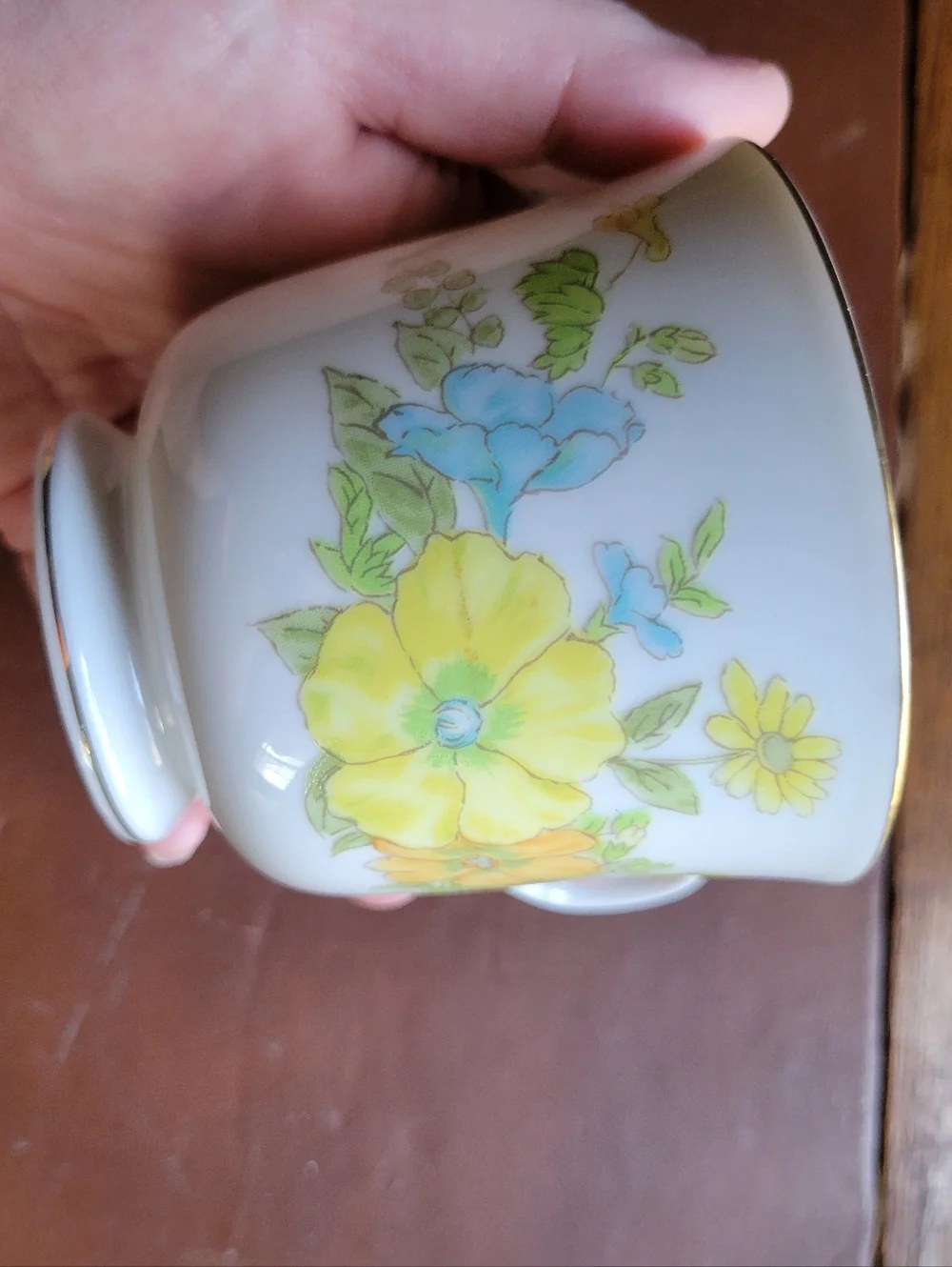 Ecko International Spring Bouquet Teacup